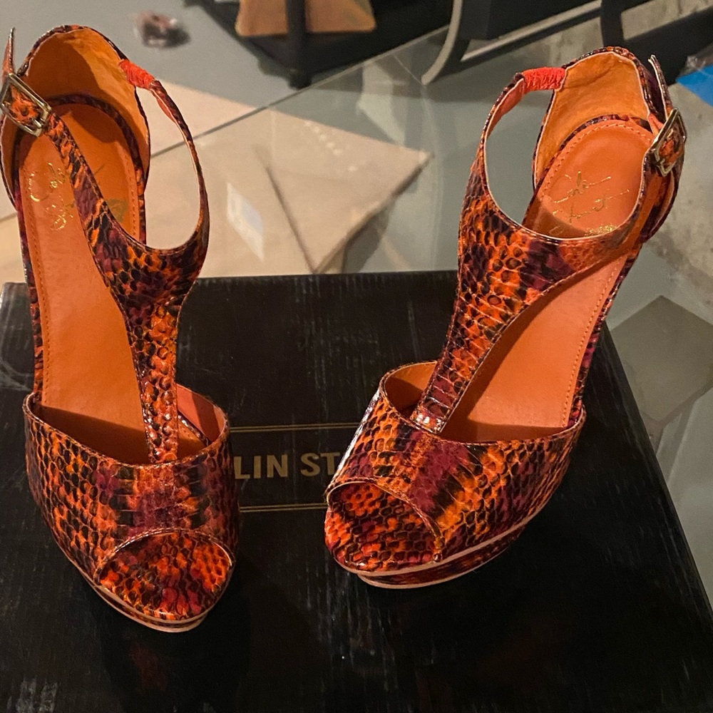Platform sexy sandals